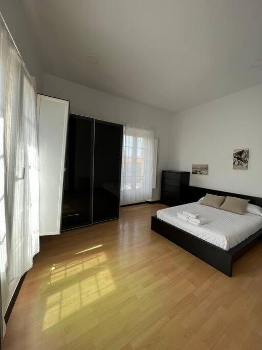 Apartamento Plaza Mayor - Torrelavega Apartment Bagian luar foto